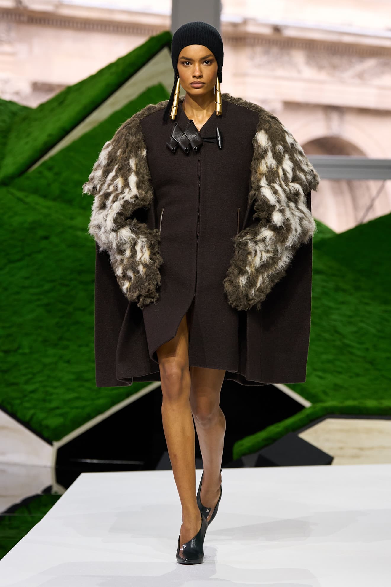 Показ Louis Vuitton осень-зима 2026 | Spotlight