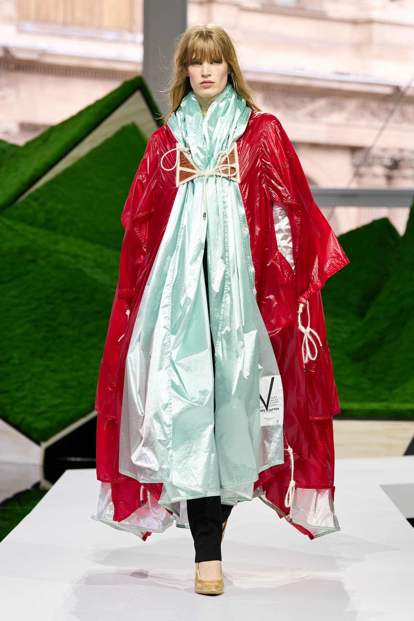 Показ Louis Vuitton осень-зима 2026 | Spotlight