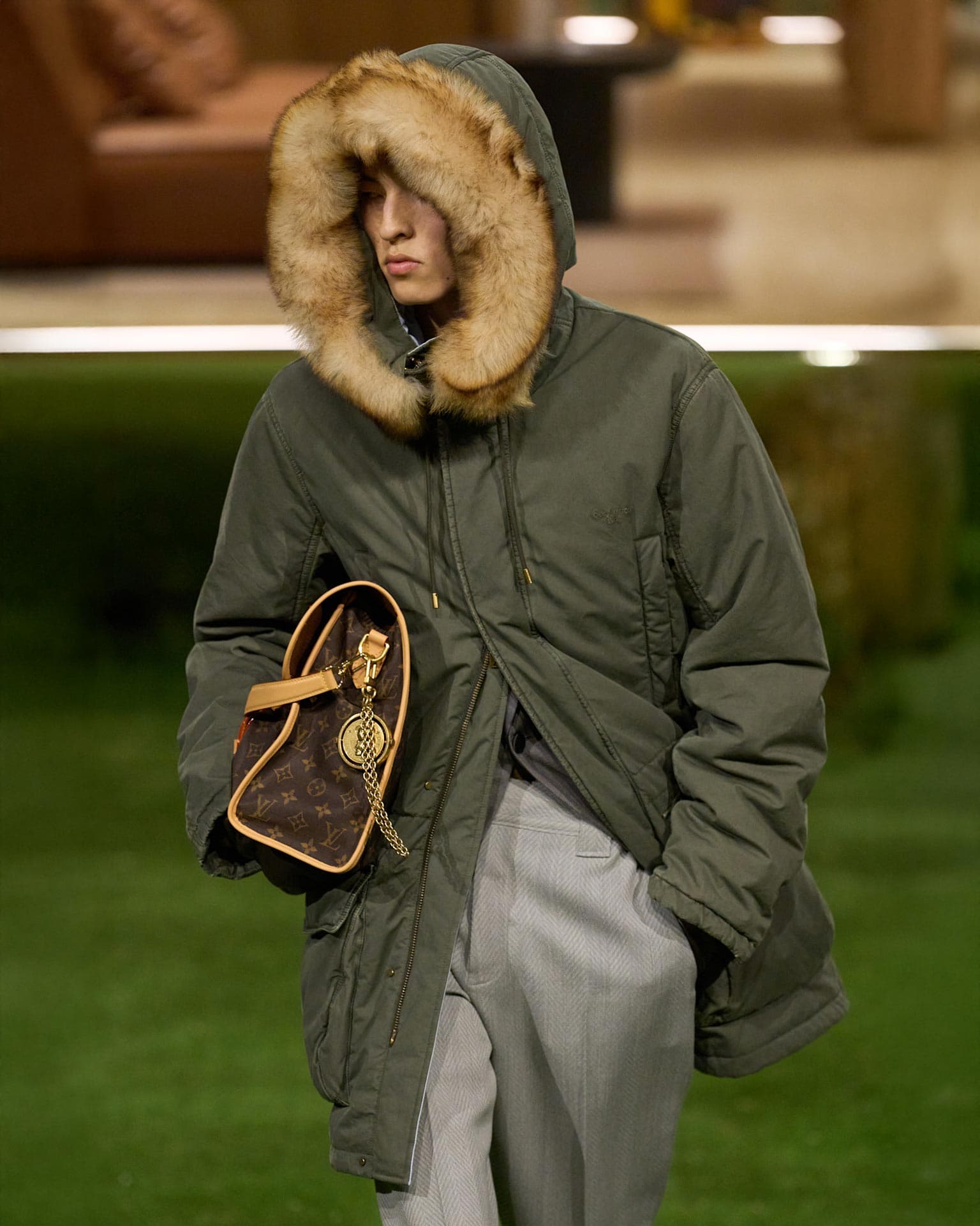 Модель Әлжан Жандарбеков | Louis Vuitton | Spotlight