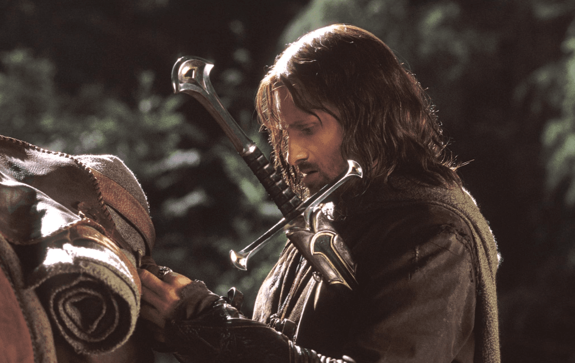 Вигго Мортенсен в роли Арагорна в фильме «Властелин колец: Возвращение короля» | IMDb