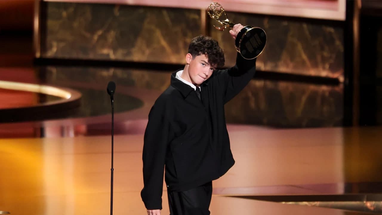 Оуэн Купер получает премию «Эмми» | Getty Images