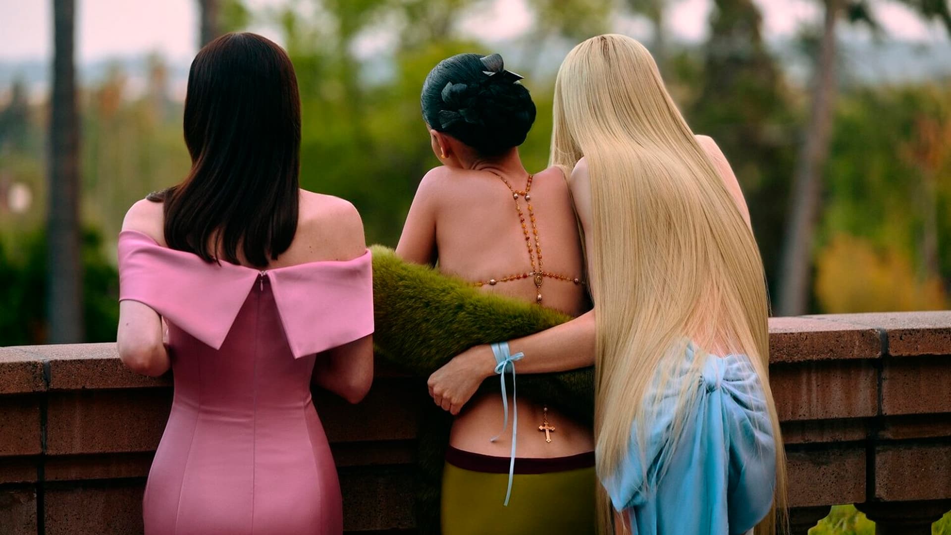 Кадр из сериала «Эйфория» 