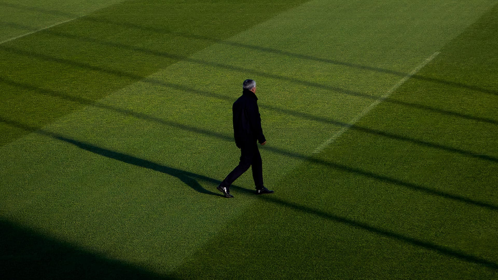 Фотограф: Алексей Великородный; креативный директор: Марина Аничкина; директор моды: Мария Подгорбунская; линейный продюсер: Маня Сахарова; ассистент фотографа: Каюм Шаймарданов | Tatler

