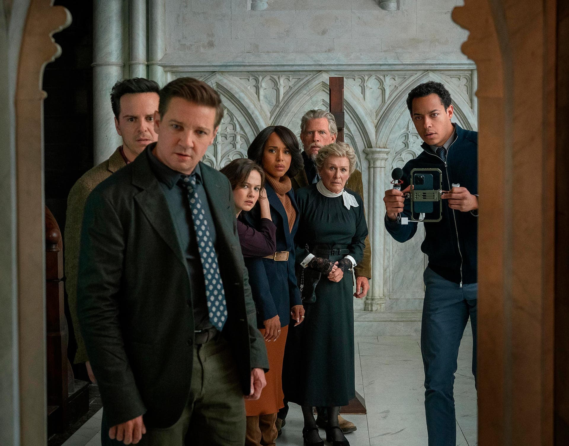 Wake Up Dead Man фильмінен кадр | IMDb