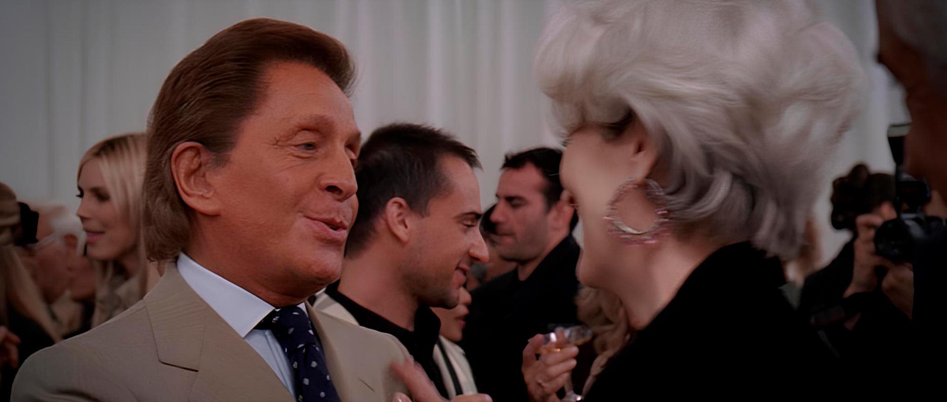 Кадр из фильма «Дьявол носит Prada» | IMDb