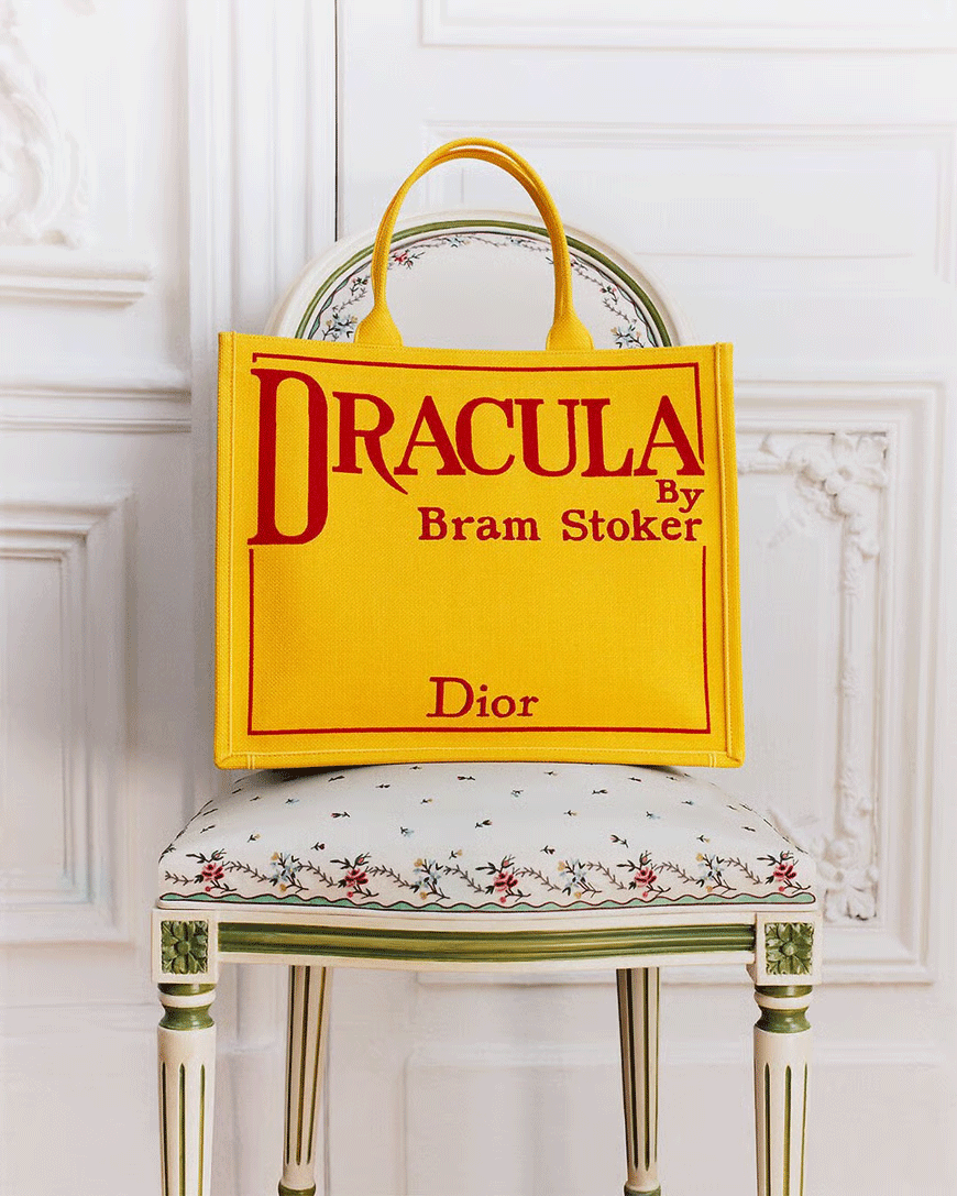 Dior Book Tote сөмкелері | Dior ресми сайты